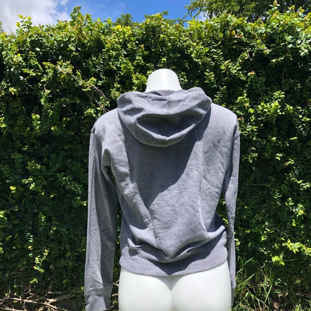 Victoria Secret sweater - Picture 4 of 7